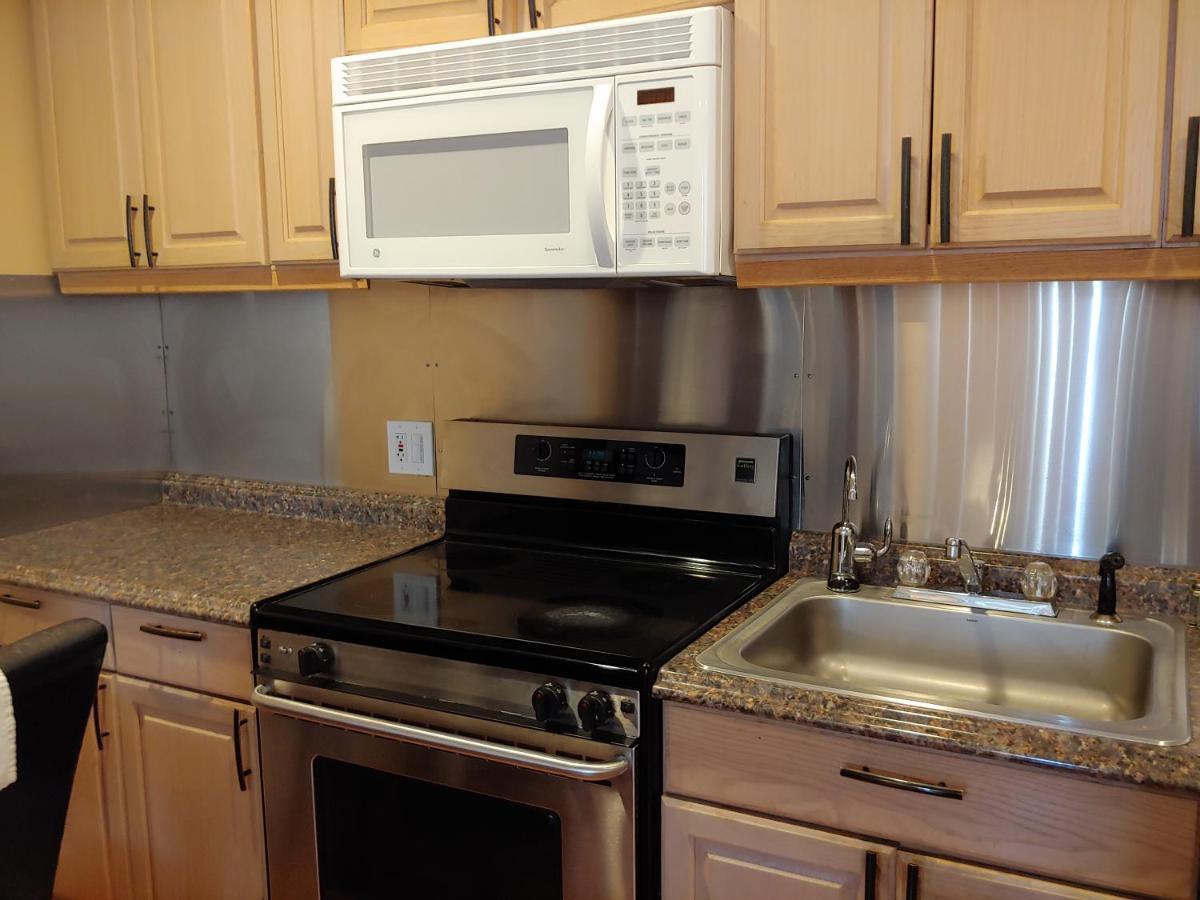 Jones Beach Hotel Wantagh Екстер'єр фото