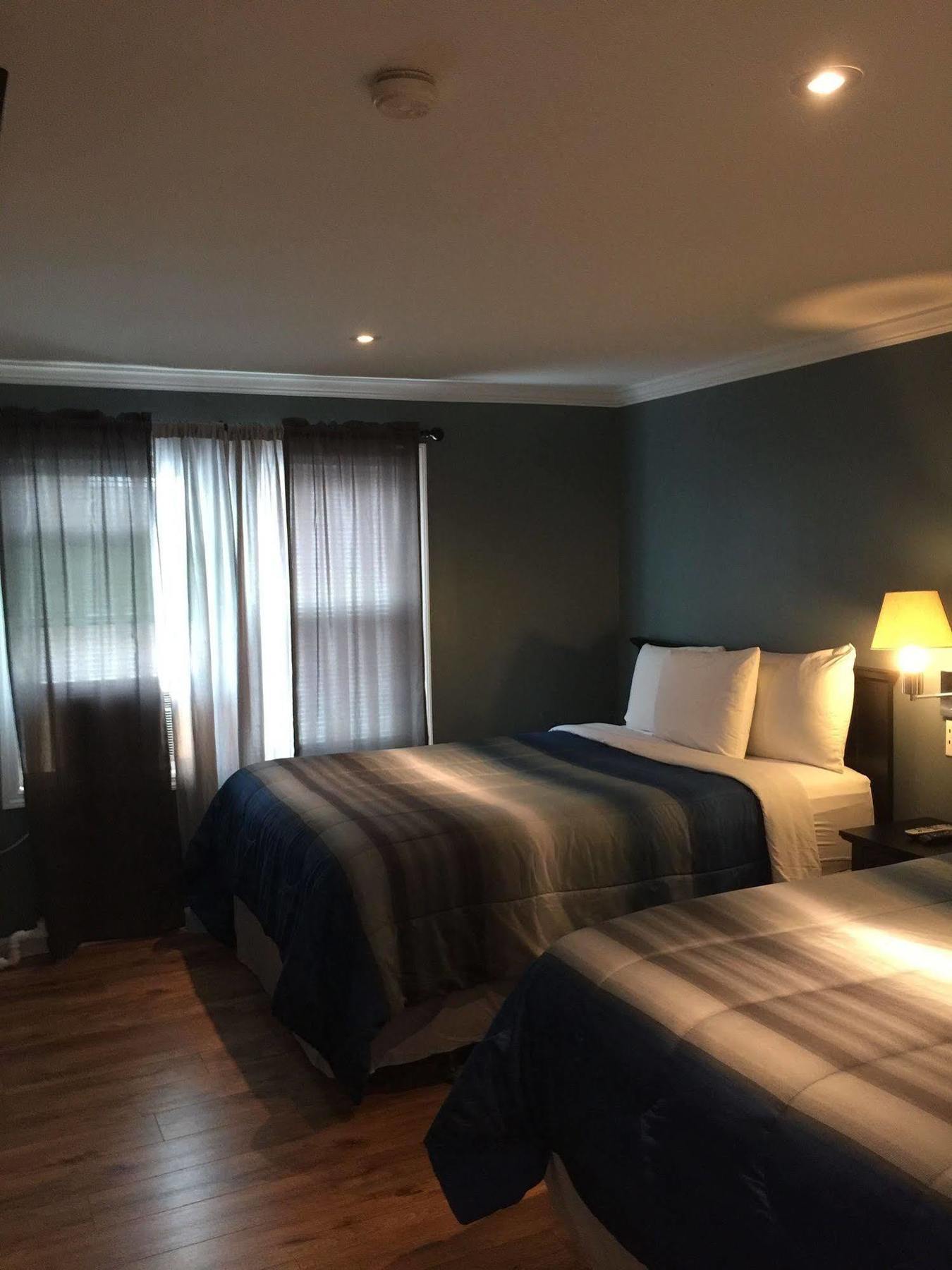 Jones Beach Hotel Wantagh Екстер'єр фото