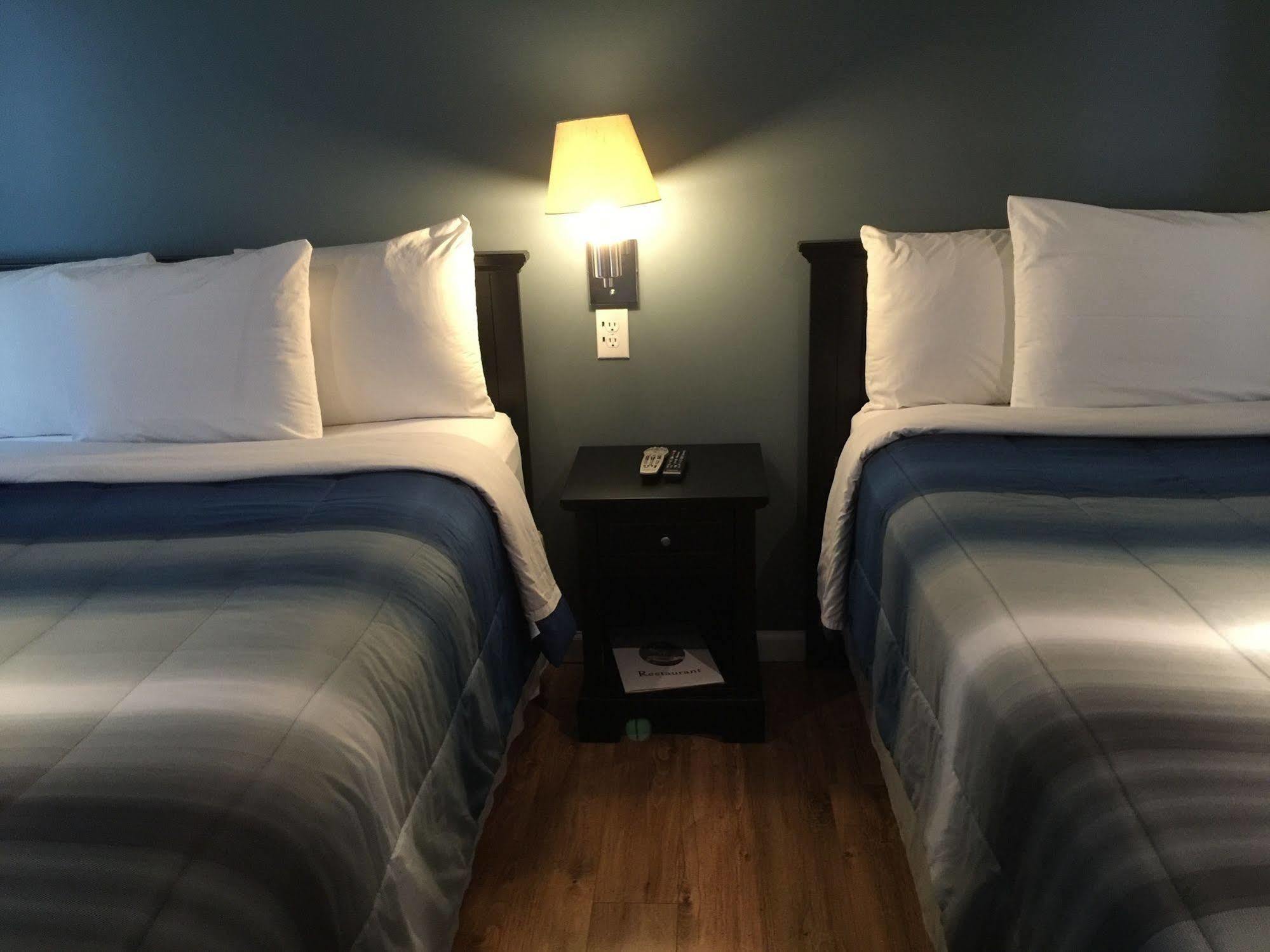 Jones Beach Hotel Wantagh Екстер'єр фото
